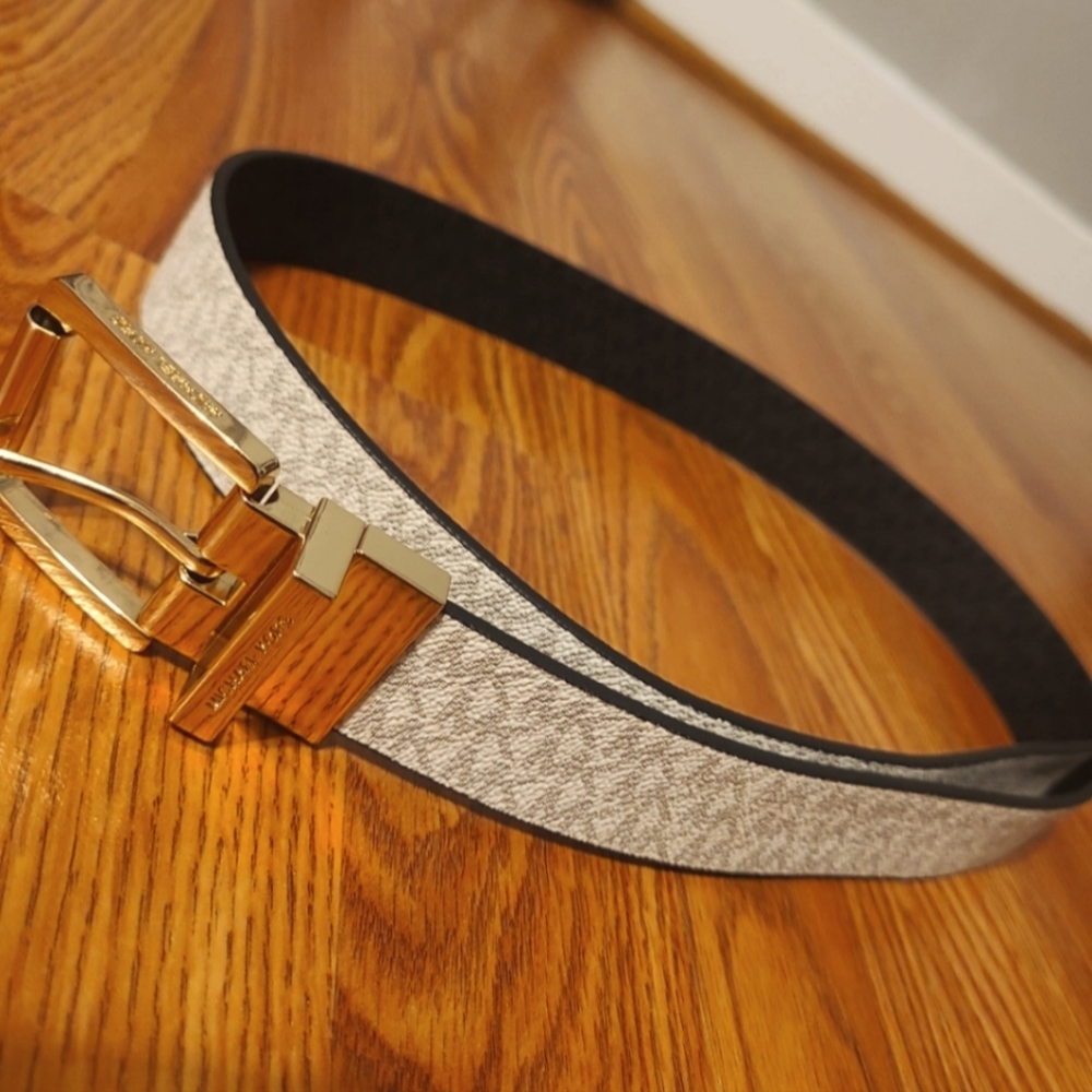 Nwt Womens Michael Kors Medium Reversible Belt